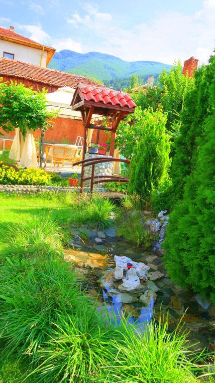 Guest House Simona Sapareva Banja Exteriör bild