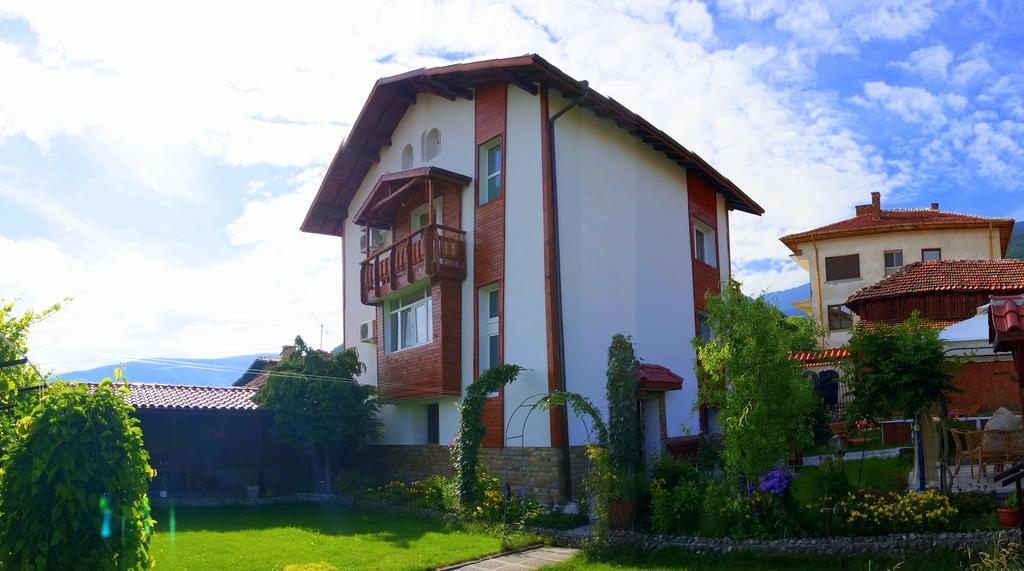 Guest House Simona Sapareva Banja Exteriör bild
